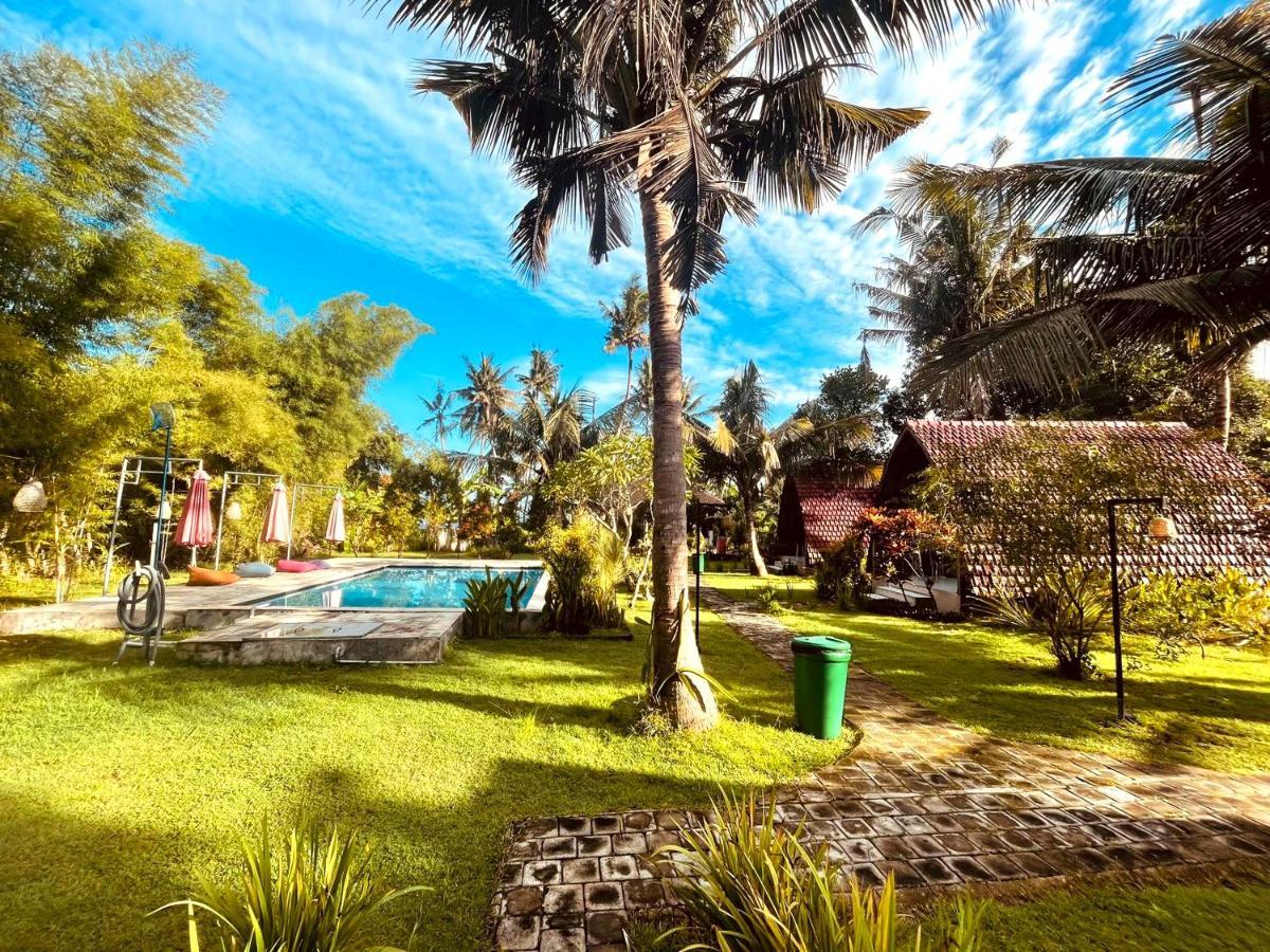 Apit Lawang Villas & Resto Batununggul Ngoại thất bức ảnh
