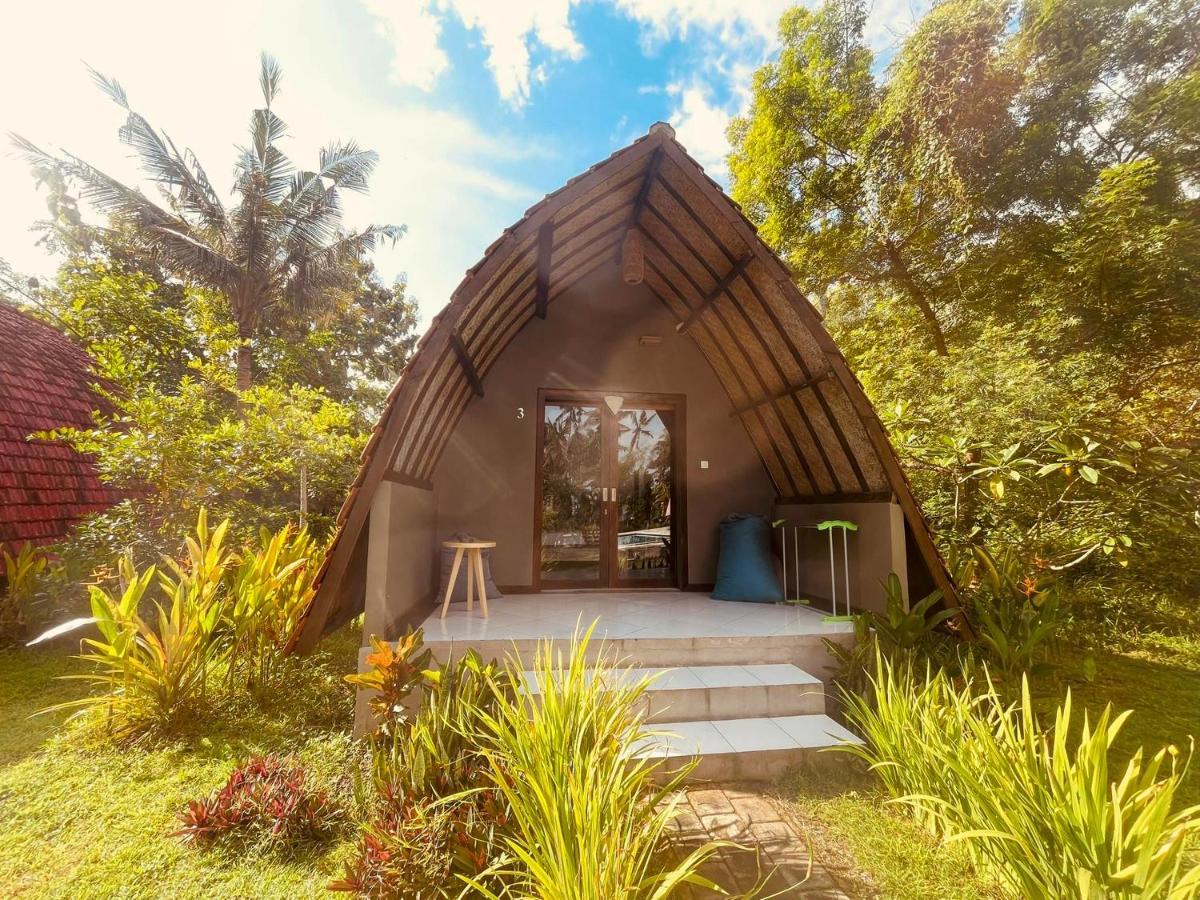 Apit Lawang Villas & Resto Batununggul Ngoại thất bức ảnh