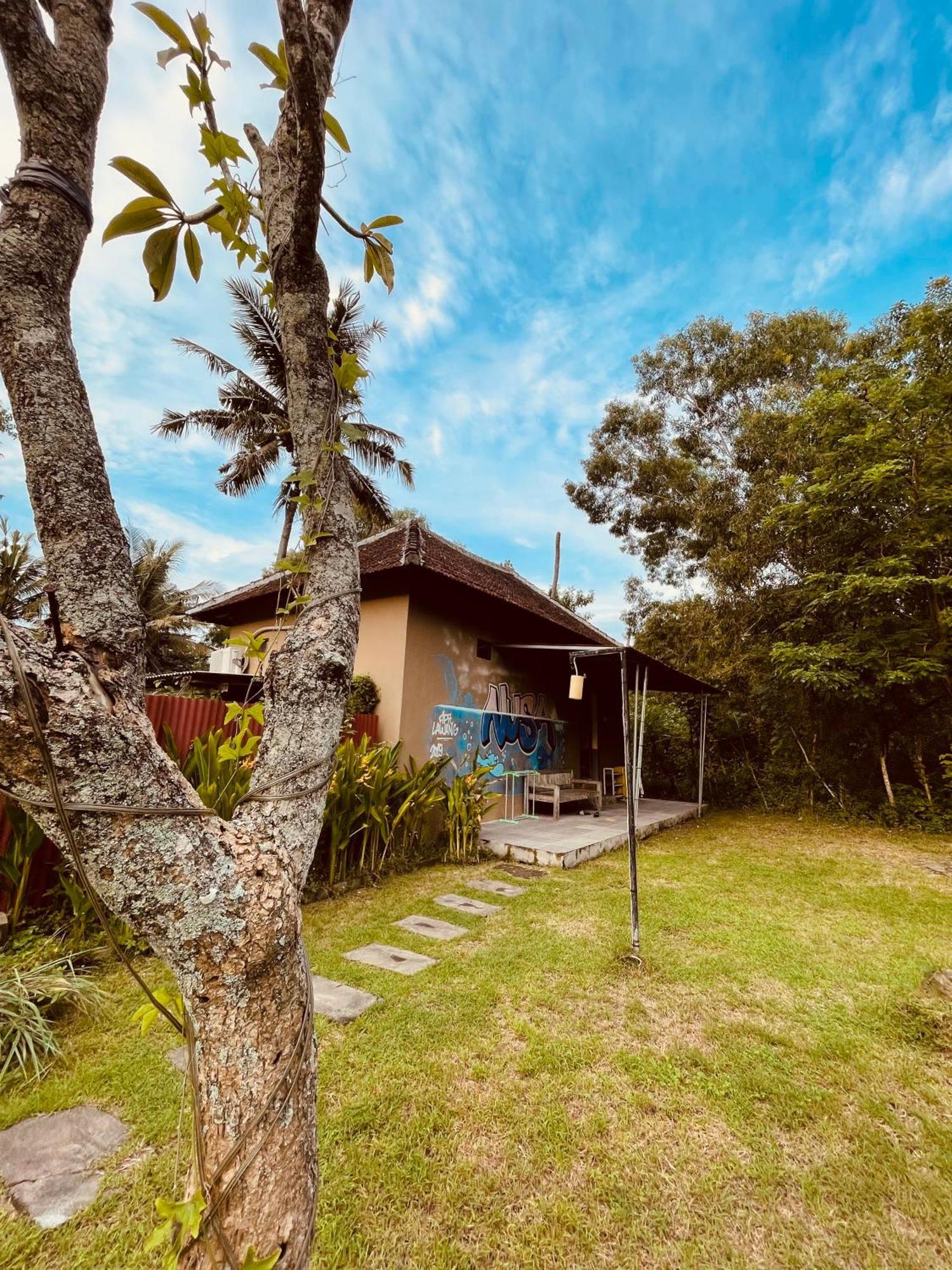 Apit Lawang Villas & Resto Batununggul Ngoại thất bức ảnh