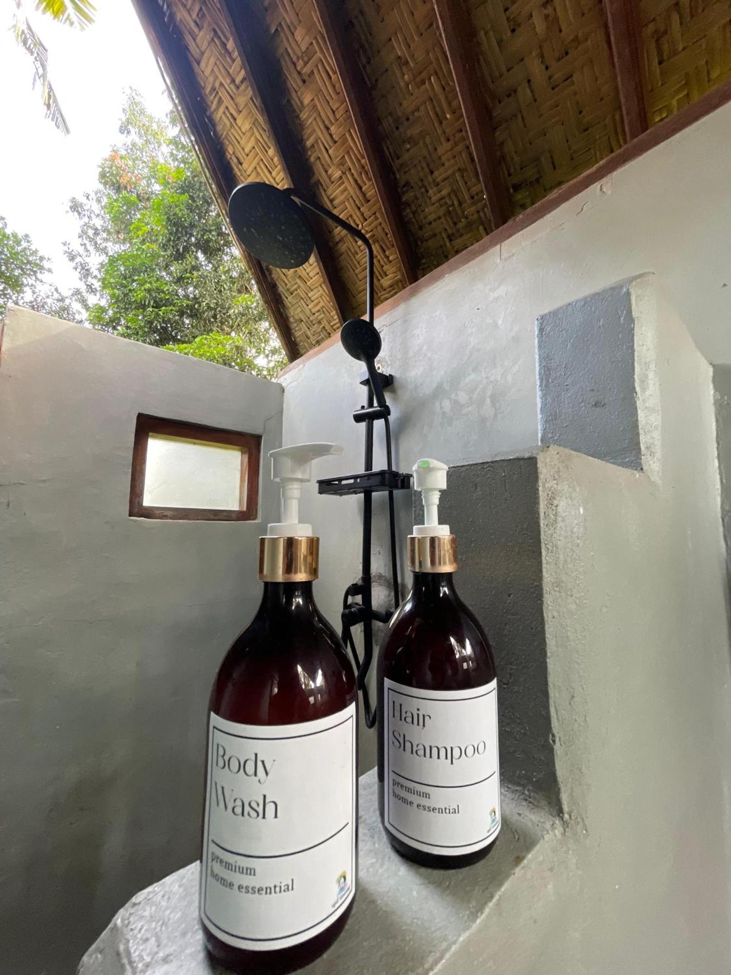 Apit Lawang Villas & Resto Batununggul Ngoại thất bức ảnh